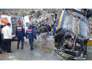 Mersin’de otomobil denize düştü: 1 ölü