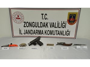 Üzerinden cephanelik çıktı