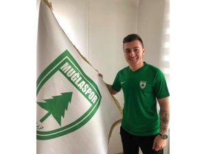 Galatasaray altyapısında yetişen Melih, Muğlaspor’da