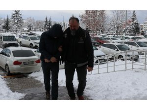 Bolu’da firari FETÖ şüphelisi adliyeye sevk edildi