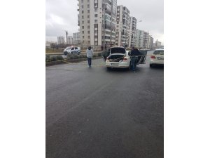 Seyir halindeki aracı durdurup ateş açtı: 1 ölü