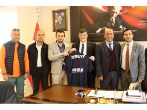Başkandan İl Müdürü Fillikçioğlu’na ziyaret