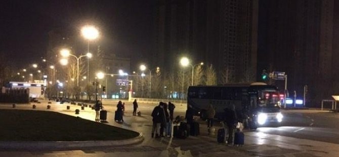 Çin'deki Türk vatandaşlarını getirecek askeri uçak Moğolistan'da