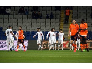 Başakşehir kalesini gole kapatamıyor!
