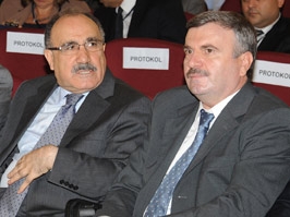 Atalay belediye başkanlarını fırçaladı