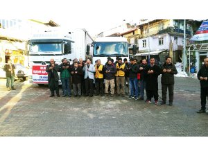 Adıyaman'dan Suriye İdlip'e 3 tır yardım