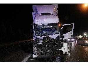Anadolu Otoyolu'nda tırla tanker çarpıştı: 1 yaralı