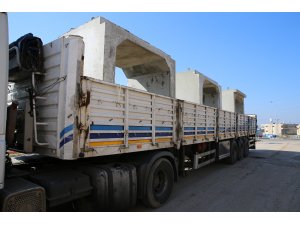 Suriye sınırındaki birliklere beton mevzi sevkiyatı