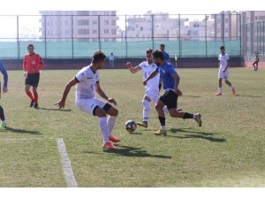 Karaköprü 3 puanı 3 golle aldı