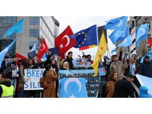 Brüksel'de Uygur Türkleri, Çin'i protesto etti