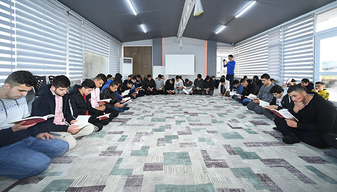 Öğrenciler Atabey Gençlik ve Eğitim Kampında geleceğe hazırlanıyor