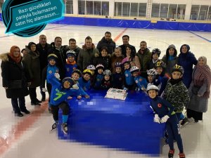 Buz pateni yapmak için girdikleri buzda şimdi olimpik sporcu olabilmek için çalışıyorlar