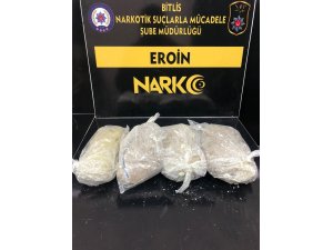Bitlis’te 2 kilo 344 gram eroin ele geçirildi