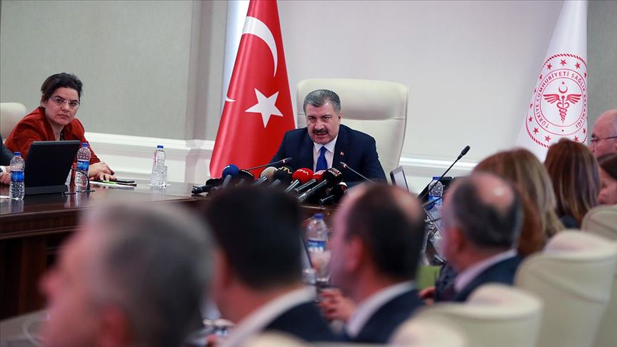 Sağlık Bakanı Koca: Çin'den gelen bütün uçuşların ay sonuna kadar durdurulması kararını aldık