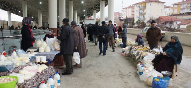 Dört kuşaktır pazarcılık yapıyorlar