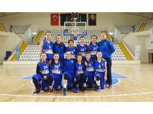 Yunusemreli potanın sultanları lige galibiyetle başladı
