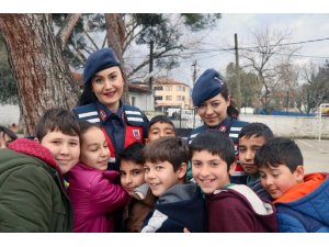 Jandarmadan okul çevresinde denetim