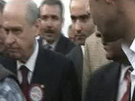 Bahçeli'den sakallı ülkücüye fırça