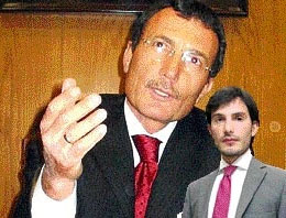 Oğul Yazıcıoğlu AK Parti'ye katıldı
