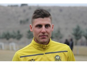 Remi Walter: “Yeni Malatyaspor forması giymek ve Türkiye’de olmak güzel bir duygu”