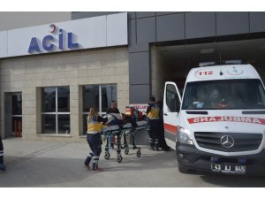 Direksiyon başında kalp krizi geçiren sürücü 3 araca çarptı