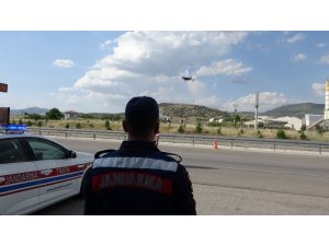 Jandarma’nın trafik denetimlerinde 70 bin lira ceza kesildi
