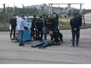 Otomobille motosiklet çarpıştı: 1 yaralı