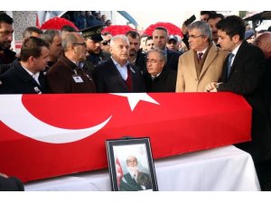 İdlib şehidi Uzman Çavuş Halil Demir son yolculuğa uğurlandı