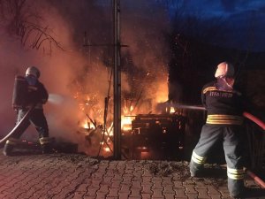 Bartın’da ev yangını