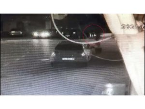 İki grup arasındaki tartışmada silahlar konuştu