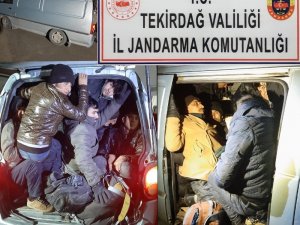 Panelvan minibüste balık istifi 27 kaçak göçmen