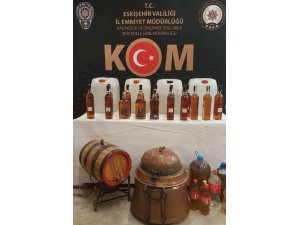 Eskişehir’de kaçak içki operasyonu