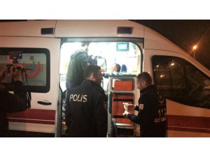 Tıra çarpan otomobilin tavanı uçtu: 5 yaralı
