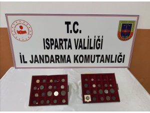 Isparta’da Osmanlı ve Bizans Dönemine ait 44 parça tarihi eser ele geçirildi: 2 gözaltı