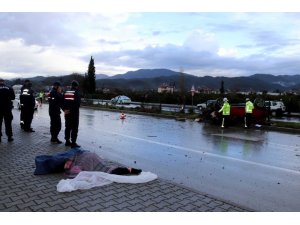 Yağışta kontrolden çıkan otomobil takla attı: 1 ölü, 1 yaralı