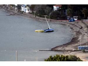 Muğla'da sağanak sonucu oluşan çamurlu su denizin rengini değiştirdi