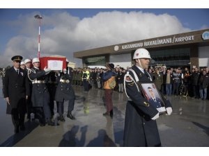 Şehit Ufuk Deniz’in naaşı Kastamonu Havalimanına indi