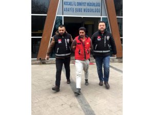 GÜNCELLEME - Kocaeli'de yaşlı kadının ölü bulunmasına ilişkin yakalanan 2 şüpheli tutuklandı