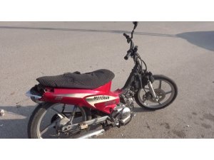 Çaldıkları motosikleti satmak isterken yakalandılar