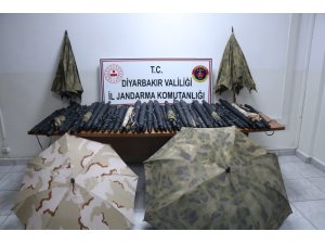 Diyarbakır’da teröristlerin inleri imha edildi