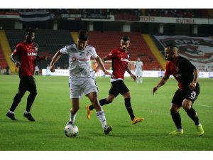 Gaziantep FK ile Beşiktaş 7. randevuda