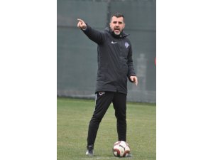 Alper Avcı: "Hedefimiz için iç sahada kaybetmemeliyiz"