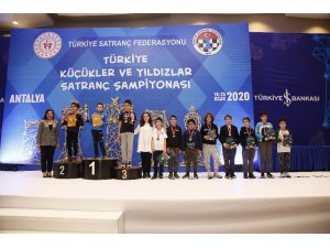 Ediz Gürel nâmağlup şampiyon