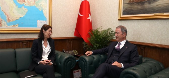 Bakan Akar, Hollanda Büyükelçisi Kwaasteniet'i kabul etti