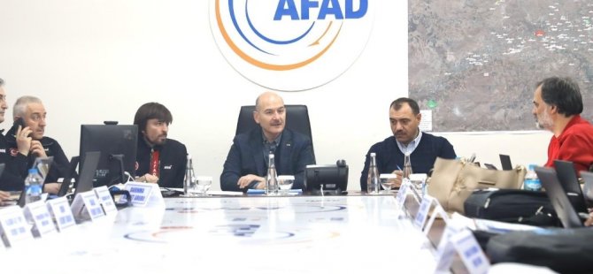 Bakan Soylu: "Depremzedelere nakliye hizmeti verecek 20 askeri aracı hizmete sunacağız”