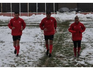 Hekimoğlu Trabzon-Kırklarelispor maçı kar yağışı nedeniyle iptal edildi