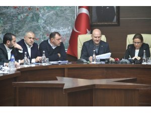 Bakan Soylu, deprem bölgesinde yapılan çalışmaları detaylarıyla anlattı
