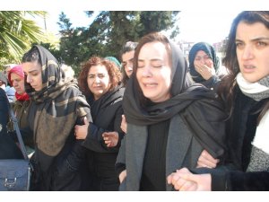 Ablası feryat etti: "Düğünün gelecektim Songül’üm"