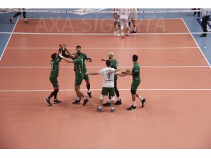Voleybol: AXA Sigorta Efeler Ligi