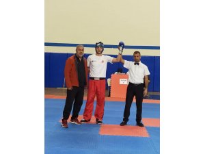 Depremden sonra 35 sporcudan 4’ü gidebildi, 3’ü madalya aldı
